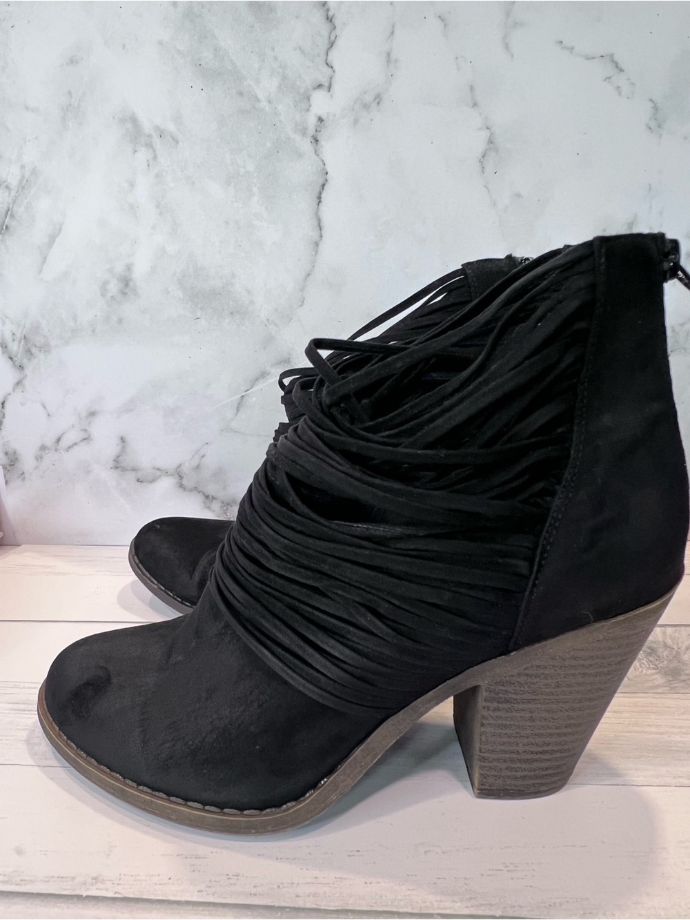 Fergalicious Wicked Black Strappy Ankle Boots Women’s Size 8 Block Heel - Picture 4 of 8